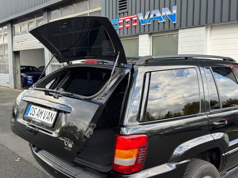 Fahrzeugabbildung Jeep Grand Cherokee 4.7 Overland Black Pearl Series