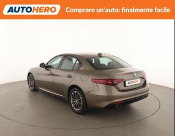 Alfa-Romeo Giulia - 4
