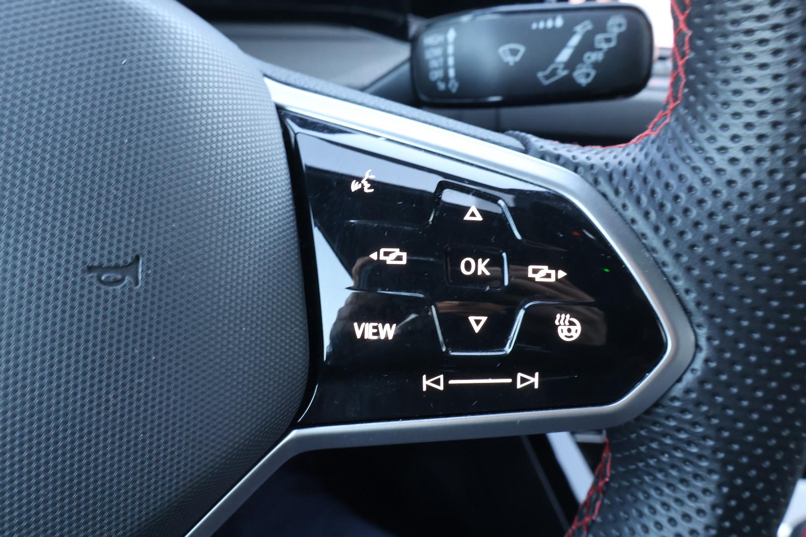 Volkswagen Golf VIII GTI 2.0 TSI AID+ACC+LED+AMBIENT+19", миниатюра 11