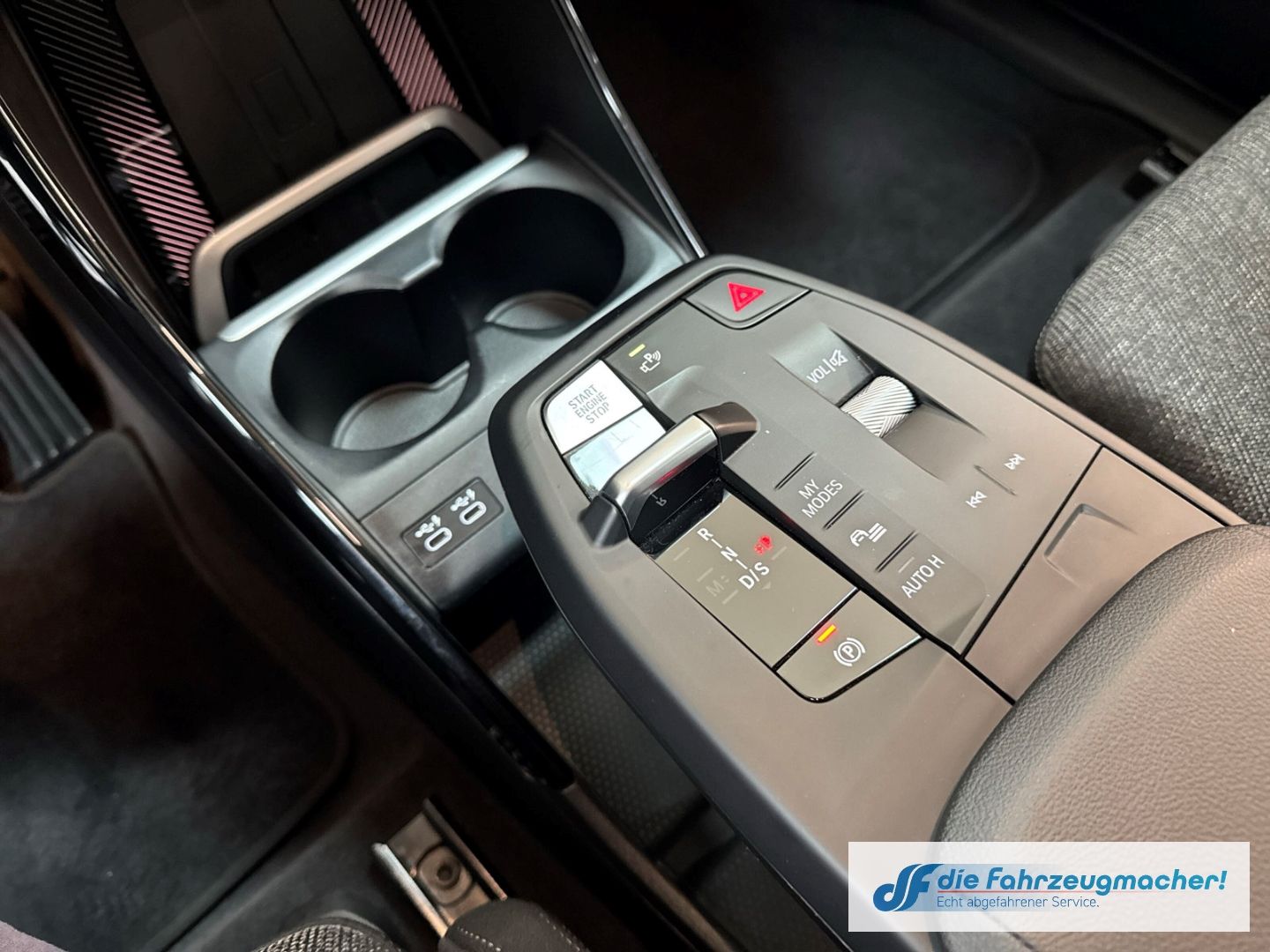 Fahrzeugabbildung BMW X1 20 d xDrive Park-Assistent Navi Digitales Coc