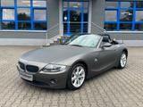 BMW Z4 Baureihe Z4 Roadster 2.2i - BMW Z4 in Solingen