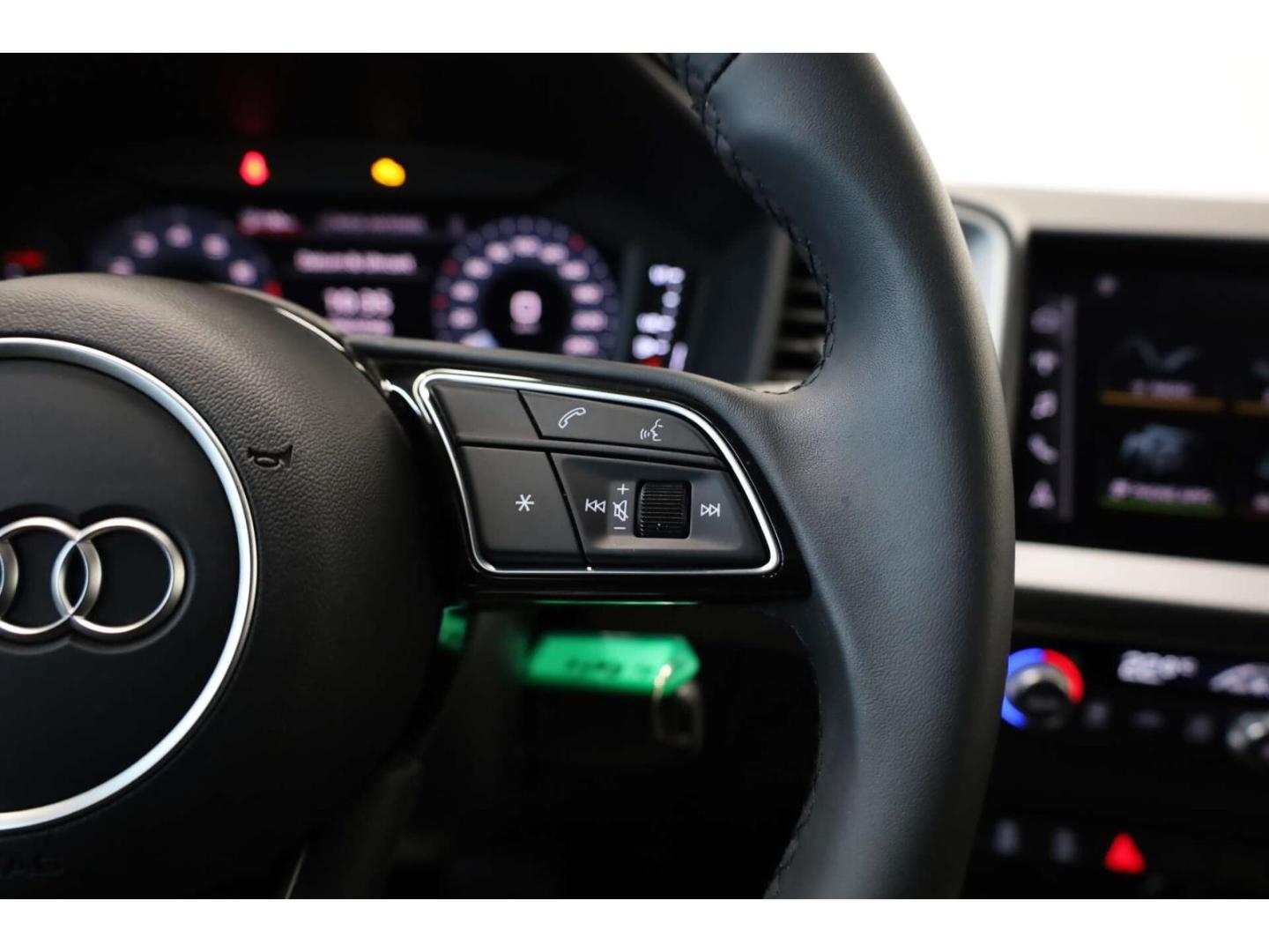 Audi A1 Sportback 30 TFSI Advanced S-Tronic LED/SH, миниатюра 16