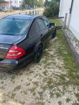 Mercedes-Benz Mercedes Benz W211 E Klasse Sedan E55 AMG V8 - Mercedes-Benz E 55 AMG: Limousine