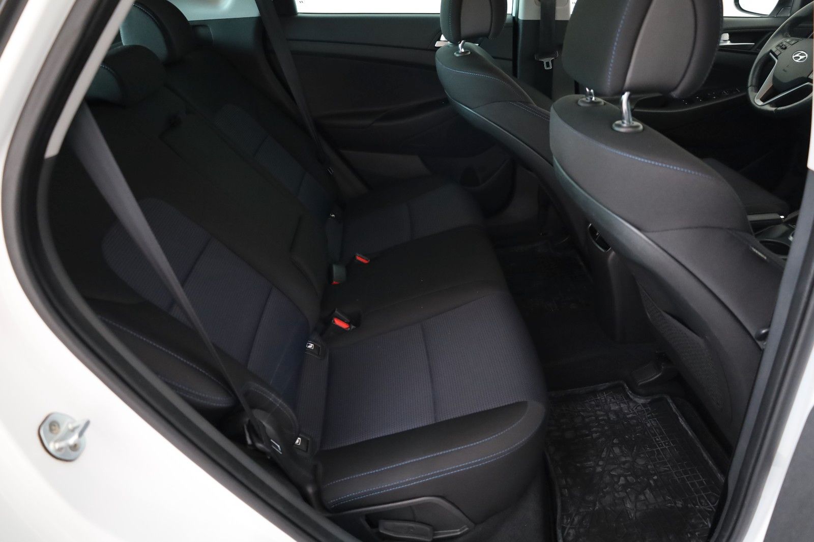 Fahrzeugabbildung Hyundai Tucson Advantage 4WD Navi,Kamera,SH,PDC