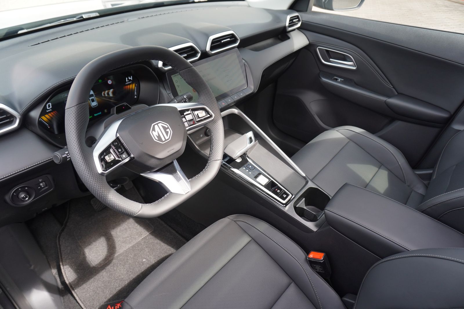 MG ZS