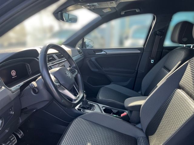 Fahrzeugabbildung Volkswagen Tiguan 2.0 TDI DSG ACTIVE LED NAVI AHK KESSY