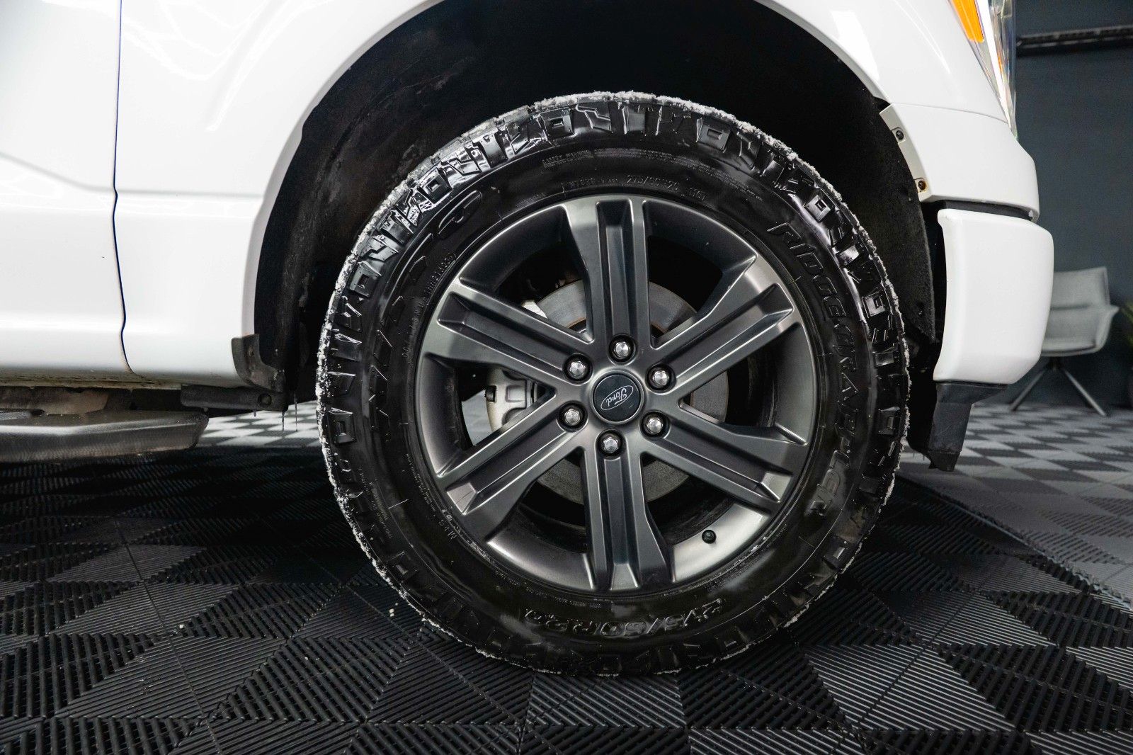 Fahrzeugabbildung Ford F150 5.0L V8 4x4 Offroad Sport Unfallfrei 19%VAT