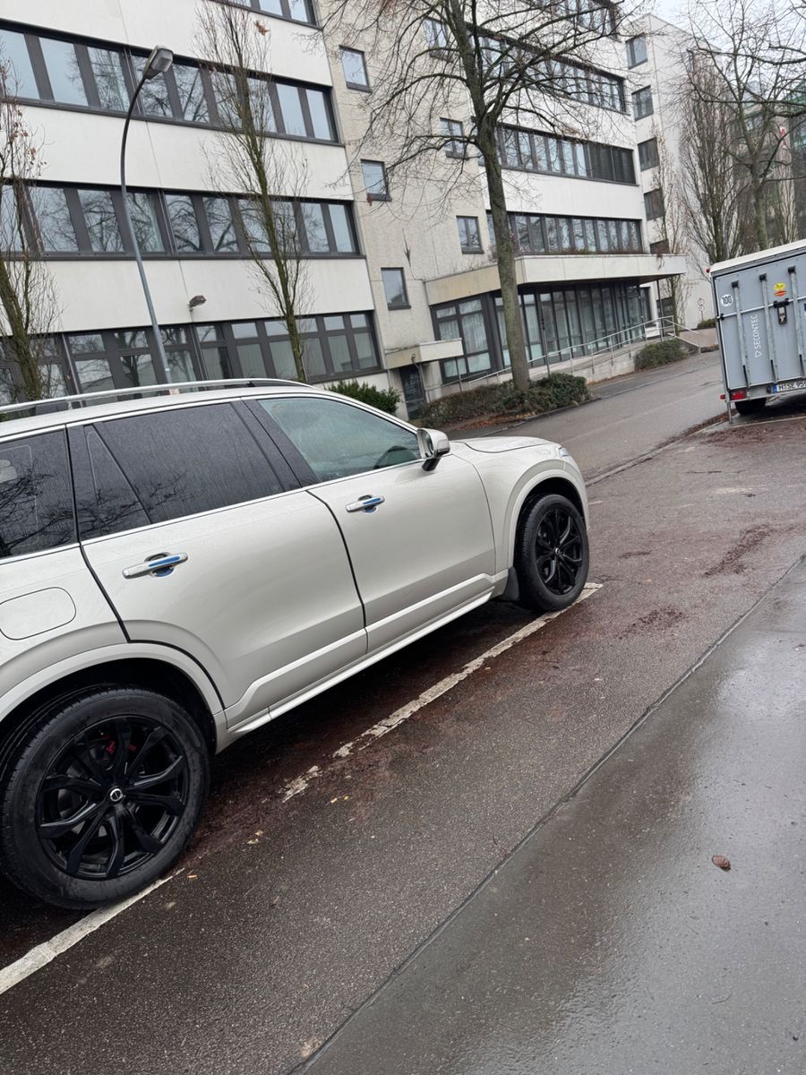 VOLVO XC 90