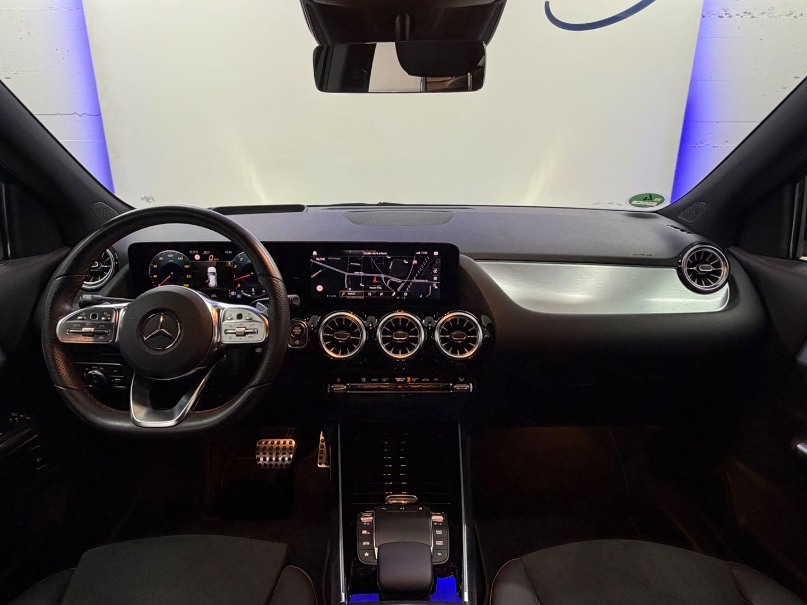 Mercedes-Benz GLA 250 4Matic AMG NIGHT 1HND 360° LED HUD APPLE foto 15
