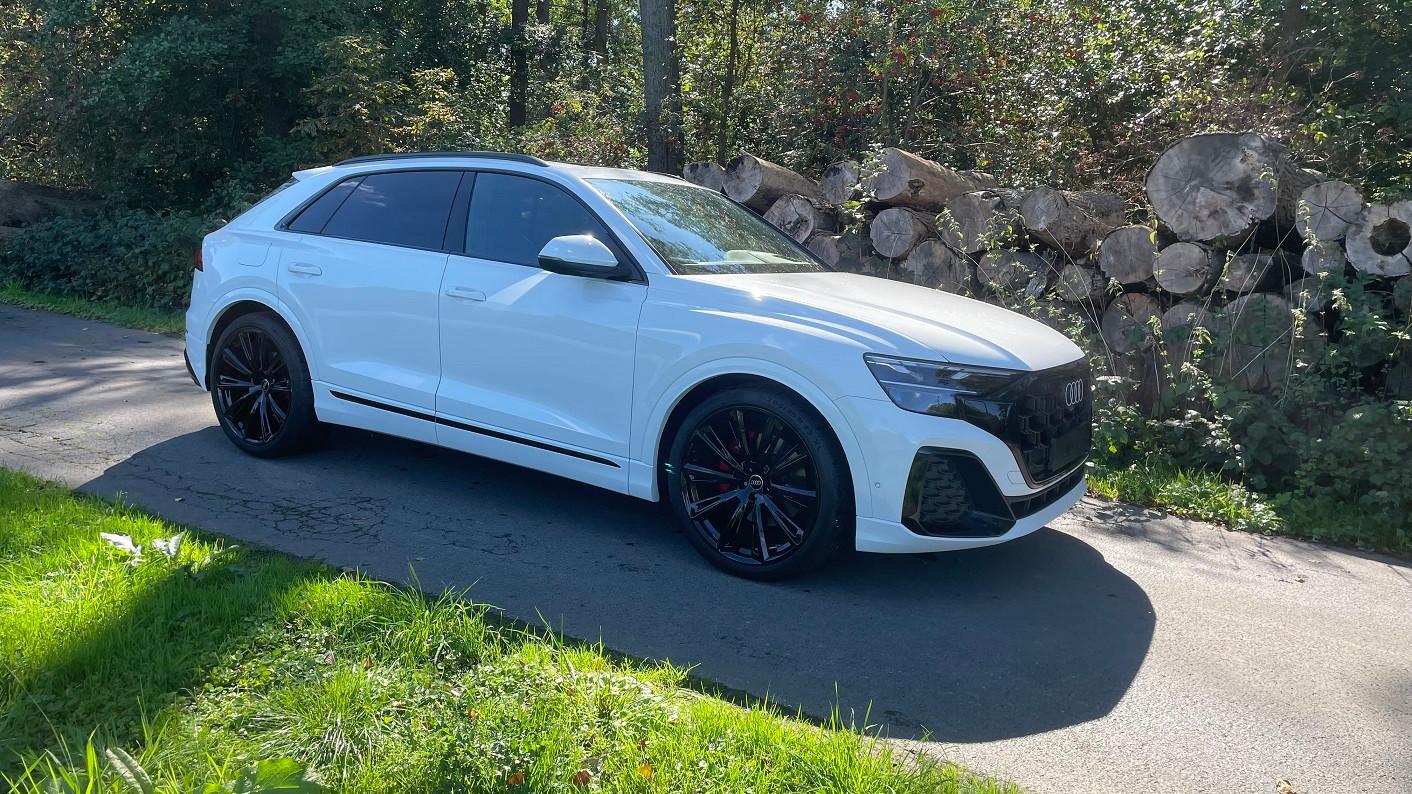 Audi Q8 TDI+S-LINE+23"+PANO+OPTIKPACK+LEDER+AMBIENTE!