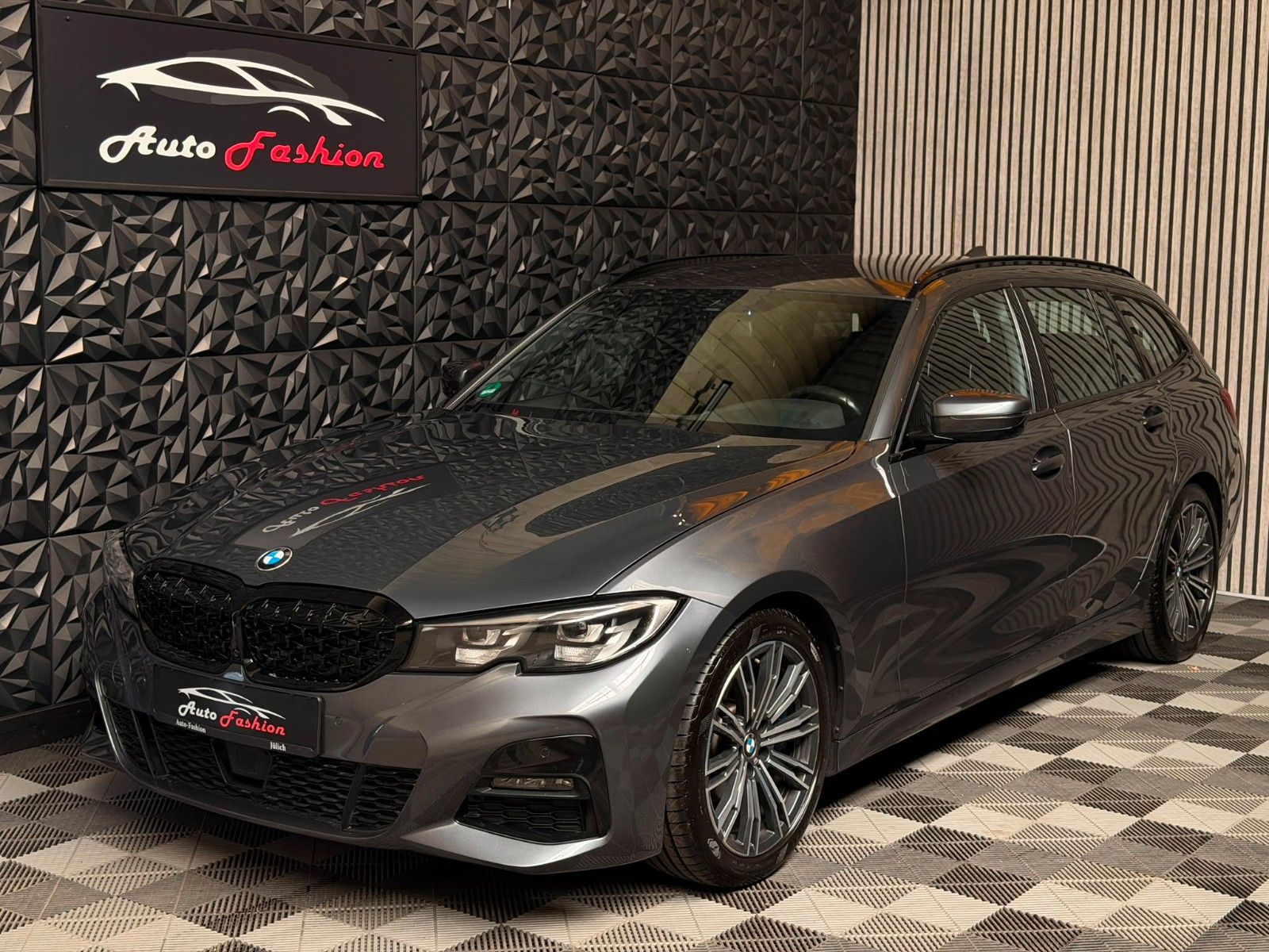 BMW 330 3 Touring 330 i M Sport M-PAket