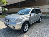 Nissan X-Trail Columbia - Nissan X-Trail mit Diesel-Antrieb: Silber