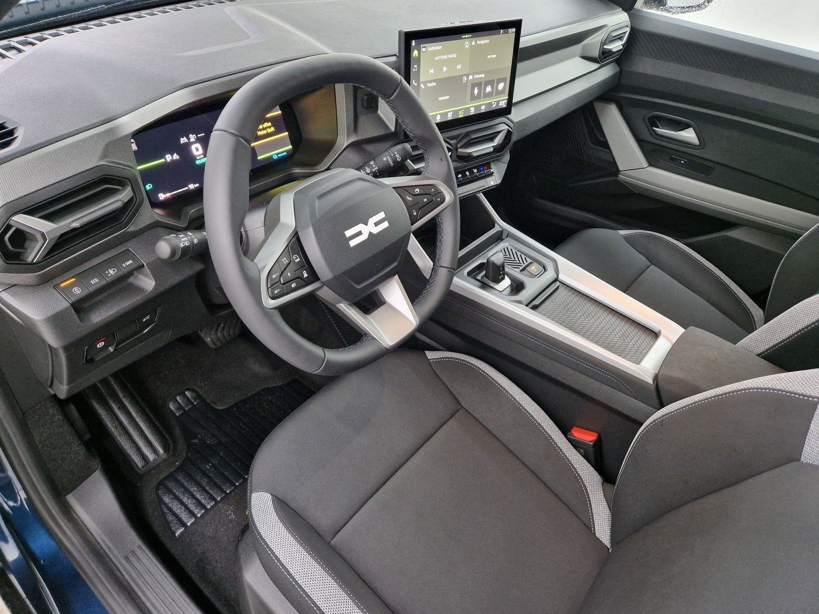 DACIA Bigster  Journey Hybrid 155 Winter-Plus – Bild 35