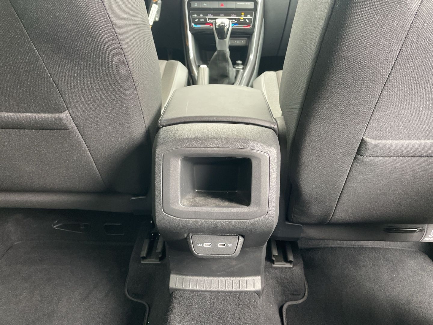 T-Cross 1.0 TSI Style Kamera/AHK/ACC/LED/Navi/Si