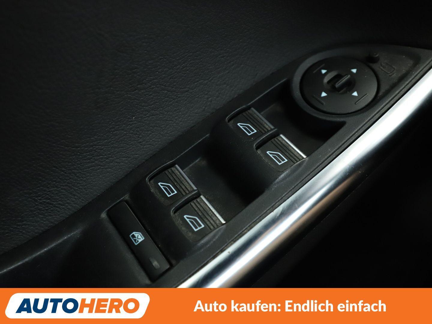 Ford Focus 2.0 EcoBoost ST *NAVI*XENON*TEMPO*PDC*SHZ*