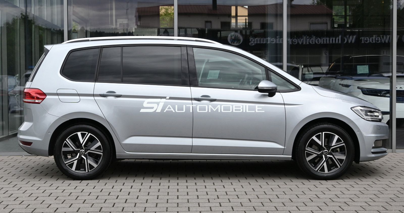 Fahrzeugabbildung Volkswagen Touran 1.5 TSI DSG °UVP 61.017€°ACC°AHK°STANDHEI