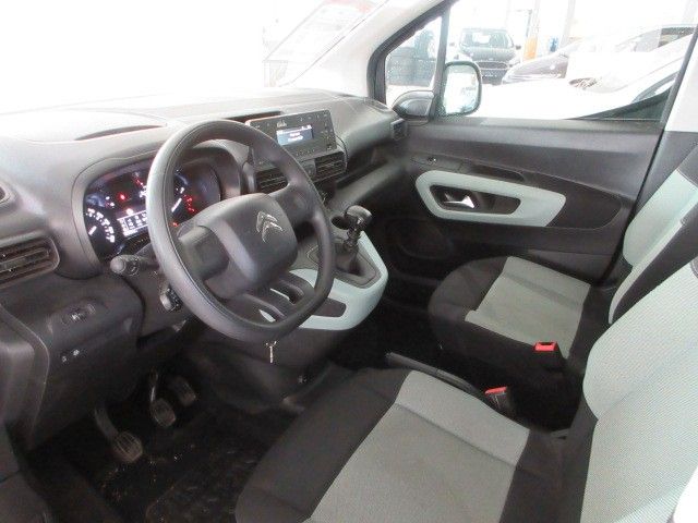 Fahrzeugabbildung Citroën Berlingo 1.2T Live M  2xSCHIEBETÜR/SPURASSISTENT