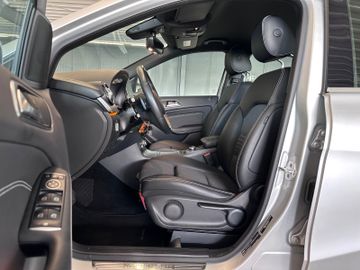 Mercedes B 180 - 12