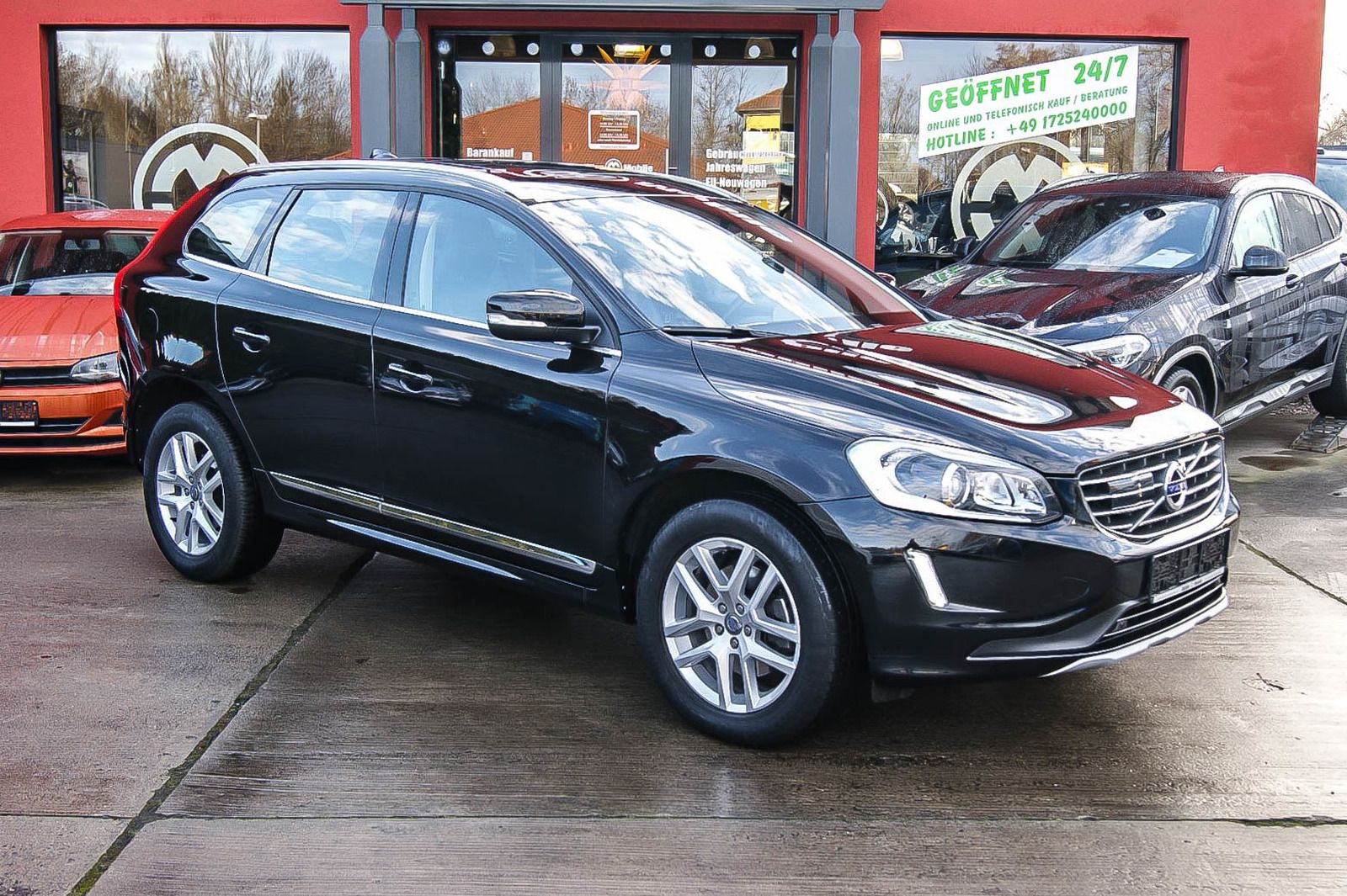 Fahrzeugabbildung Volvo XC60 D5 24 Summum AWD PANO STANDHZG KAMERA LEDER