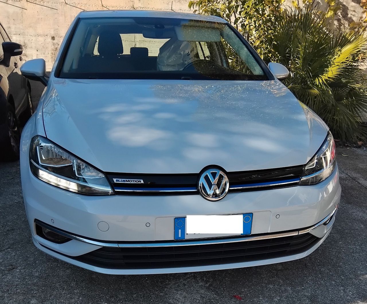 VW Golf