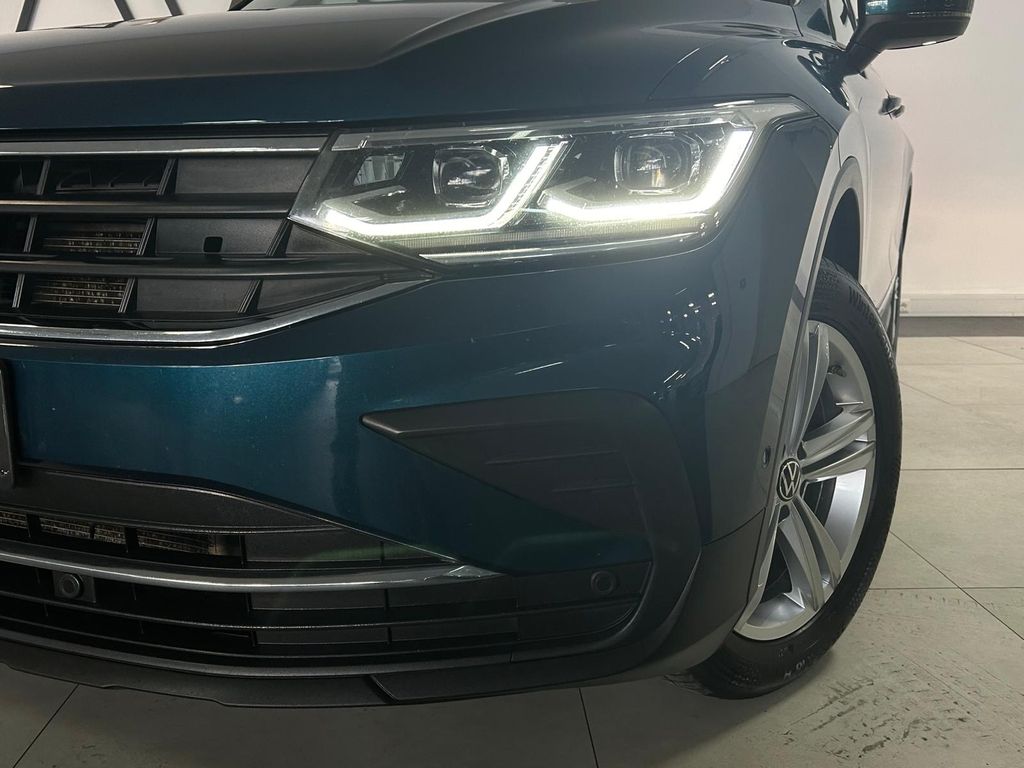 Volkswagen Tiguan 4M DSG LIFE NAVI*CAM*DCC*H&K*IQ.LIGHT*AHK