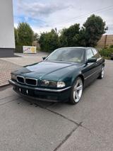 BMW 740i E38 (Doppelverglasung) - BMW 740 aus 1994: 740i