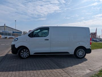Opel Vivaro - 12