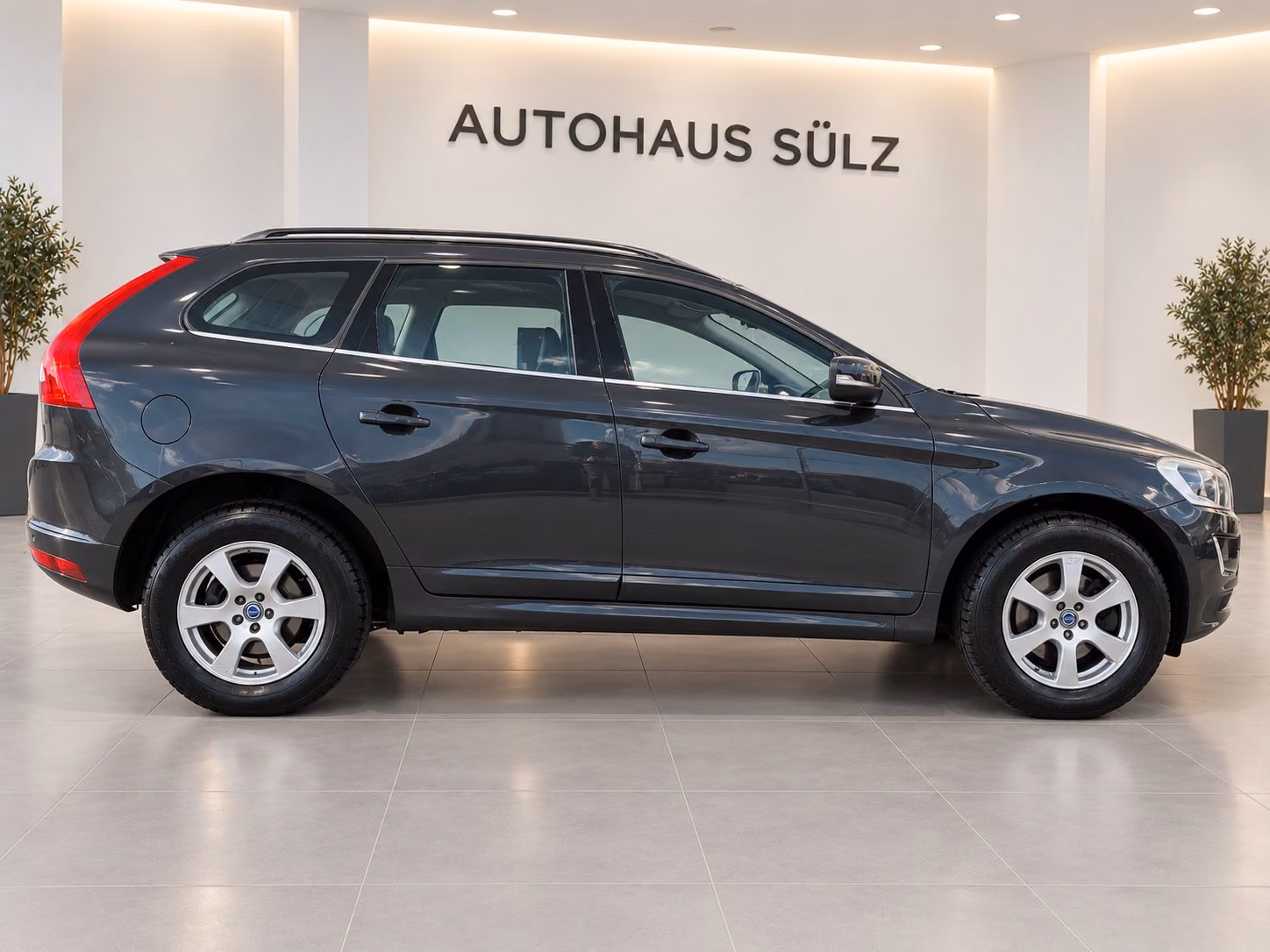 Volvo XC60 2.0d Momentum/Auto./Leder/Navi