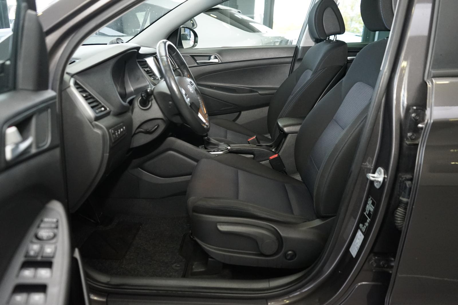 Hyundai Tucson Intro Edition 4WD+NAVI+KAMERA+TOT WINKEL+