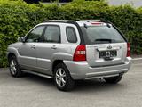 Kia Sportage 2.0 16V LX TÜV NEU INSPK NEU - Kia Sportage LX mit Benzin-Antrieb