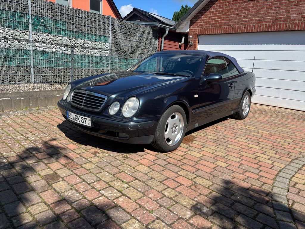 Mercedes-Benz CLK 200