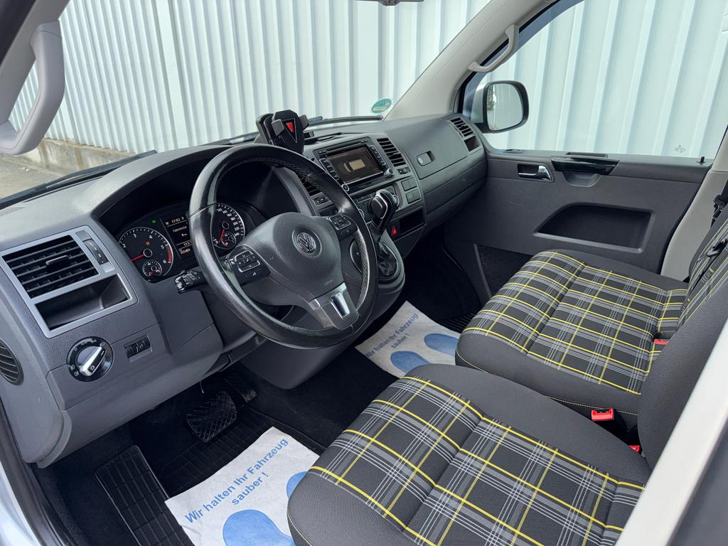Volkswagen T5 Kombi