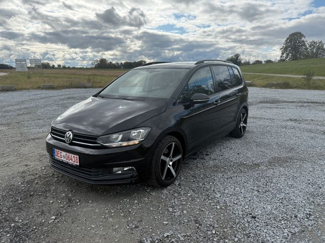 Volkswagen Touran Comfortline 7Sitze Ahk  Pdc Shz Pdc Euro6