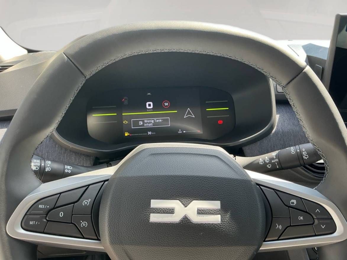 Fahrzeugabbildung Dacia Sandero Journey TCe 100