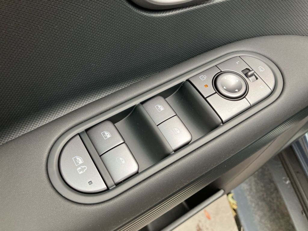 Fahrzeugabbildung Hyundai IONIQ 5 2WD 84kWh Centriq 2xKlima AUT KlimaA SHZ