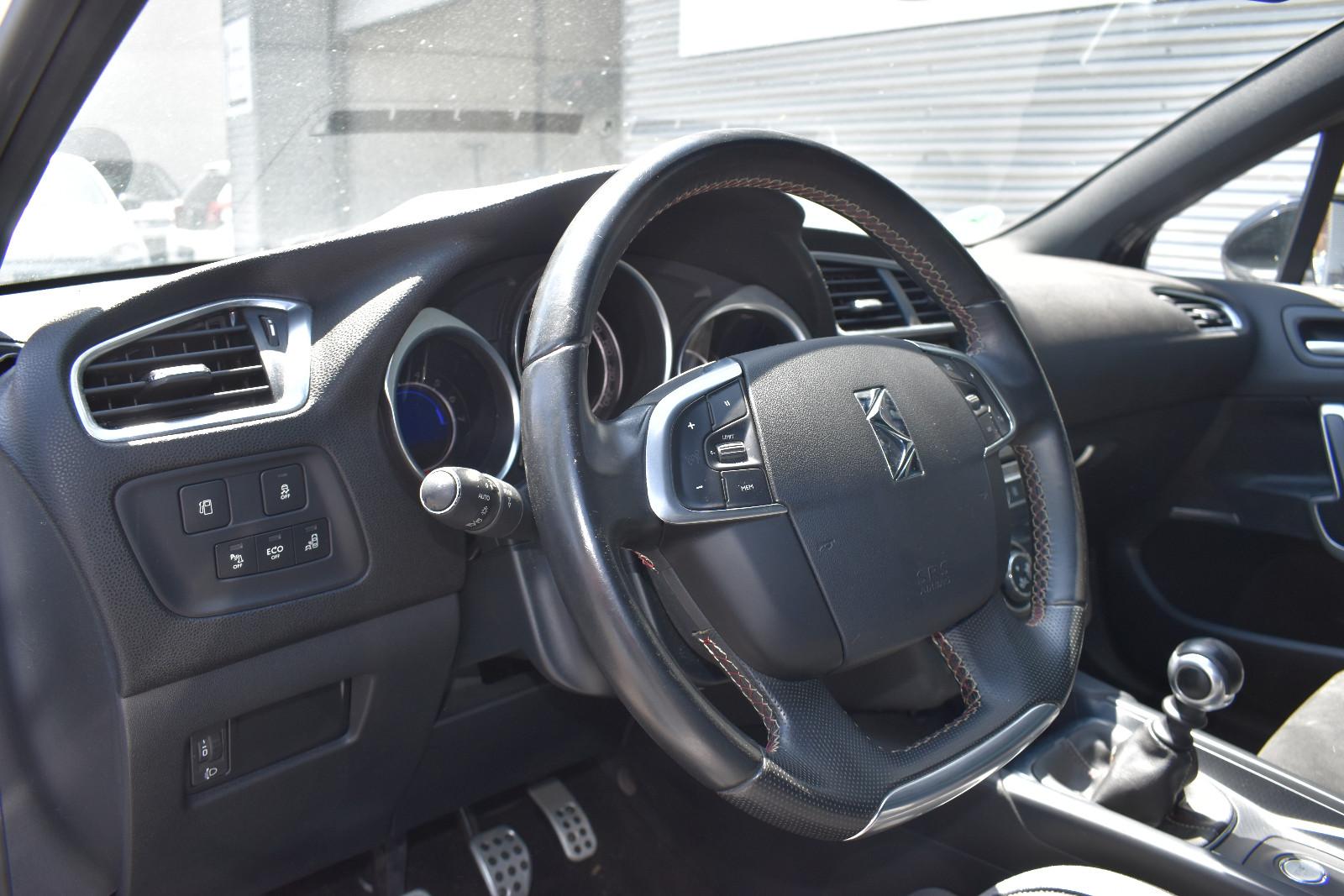 DS Automobiles DS4 DS 4 Performance Line*Pano*Navi*PDC