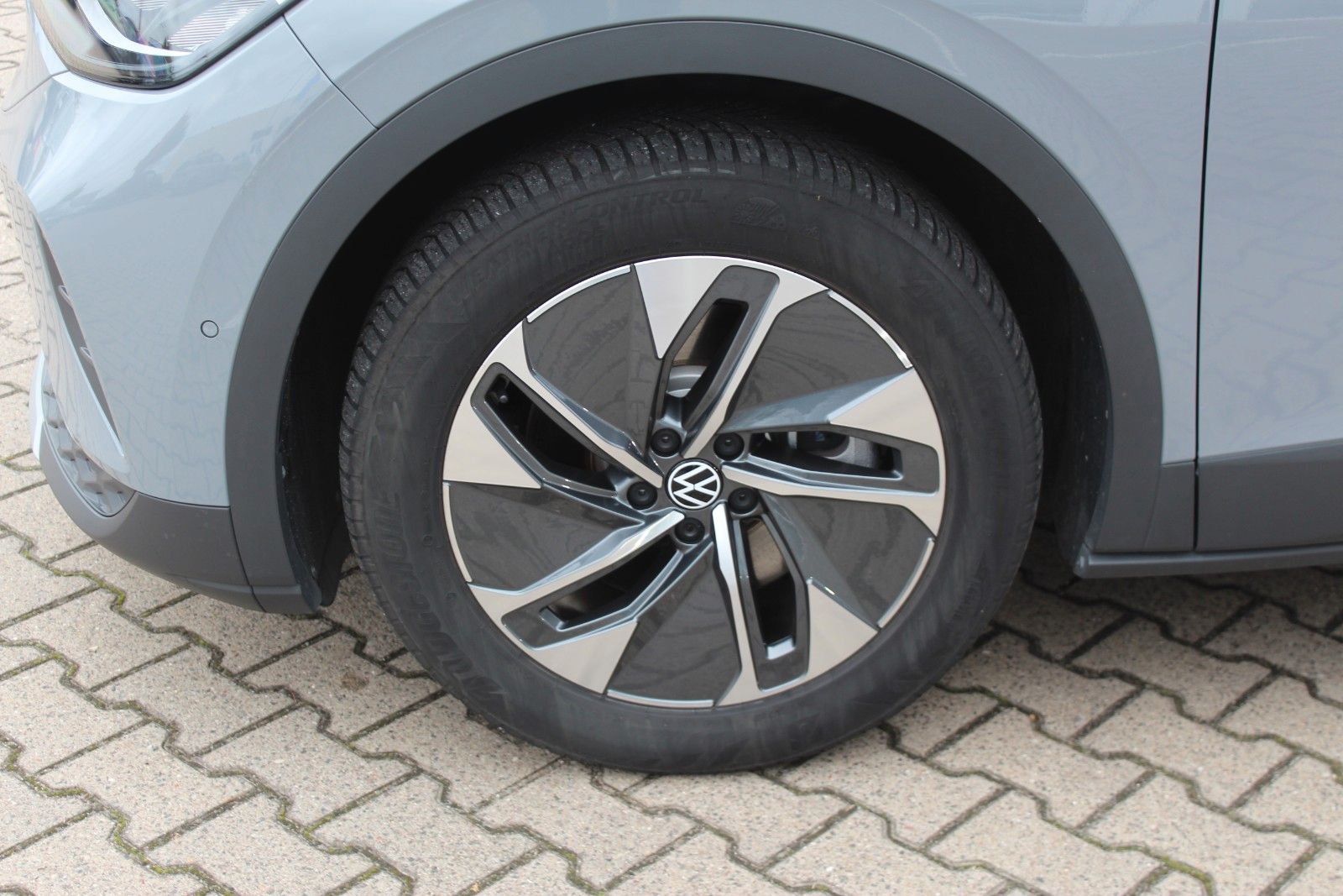 Volkswagen ID.4 Pro 77 82 kW h SoH 100 opt. Laden GJ-Reifen foto 2