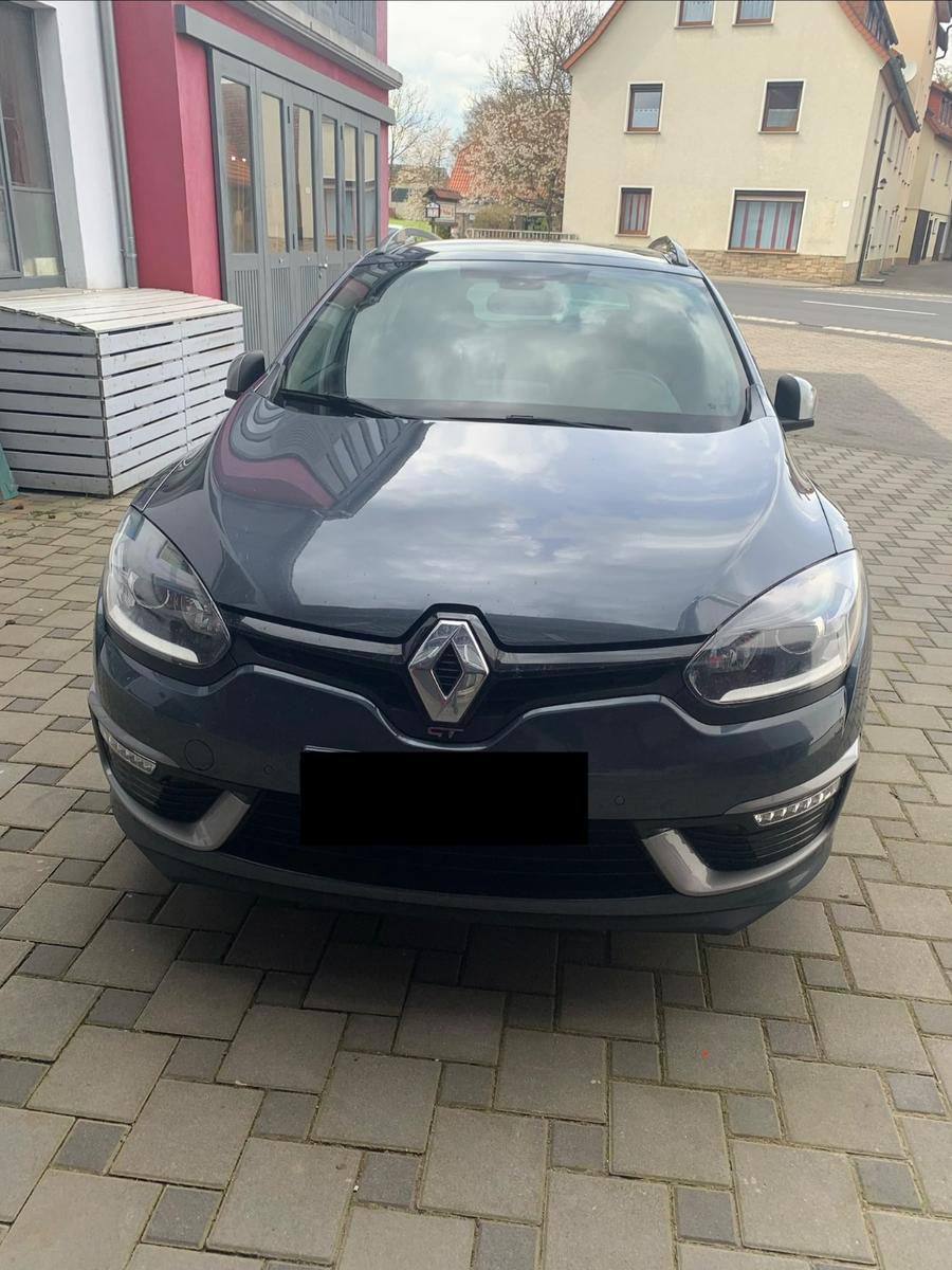 Renault Megane 2015 — interior