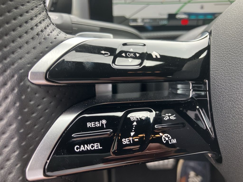 Fahrzeugabbildung Mercedes-Benz A 200 Limousine AMG*NIGHT*DISTR*STANDH*AHK*KEYL