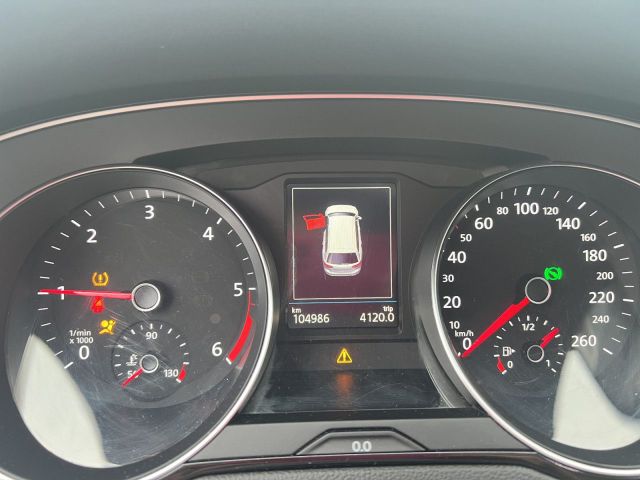 Passat Variant 2.0 TDI Elegance Bluetooth Navi