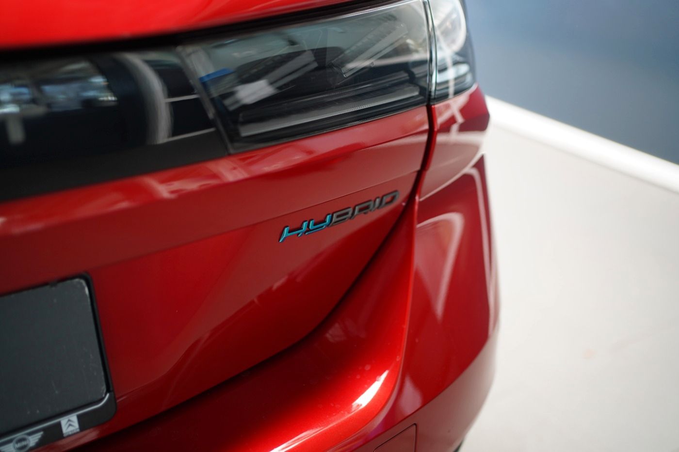 Fahrzeugabbildung Peugeot 508 SW Plug In Hybrid 225 e-EAT8 Automatik DAB