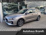 Hyundai i30cw Family + 1.4 Navi/CarPlay / Mehrzonenklima - Hyundai i30 Gebrauchtwagen in Rostock
