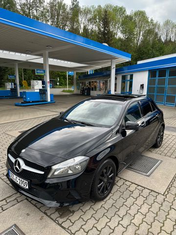 MERCEDES-BENZ A 200 - TÜV neu, Panoramadach, Schaltgetriebe