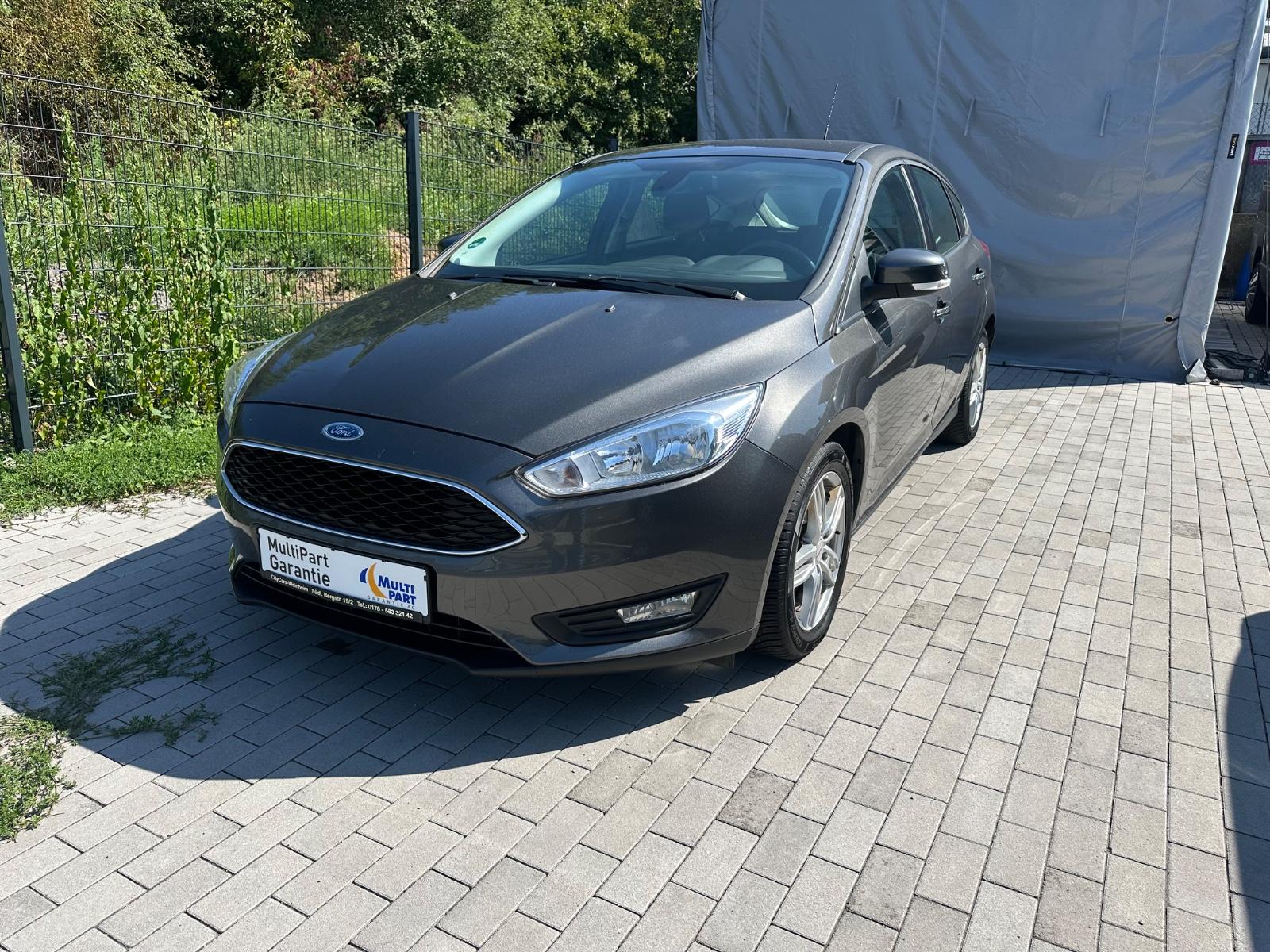 Ford Focus Lim. Business Navi/Klima/PDC