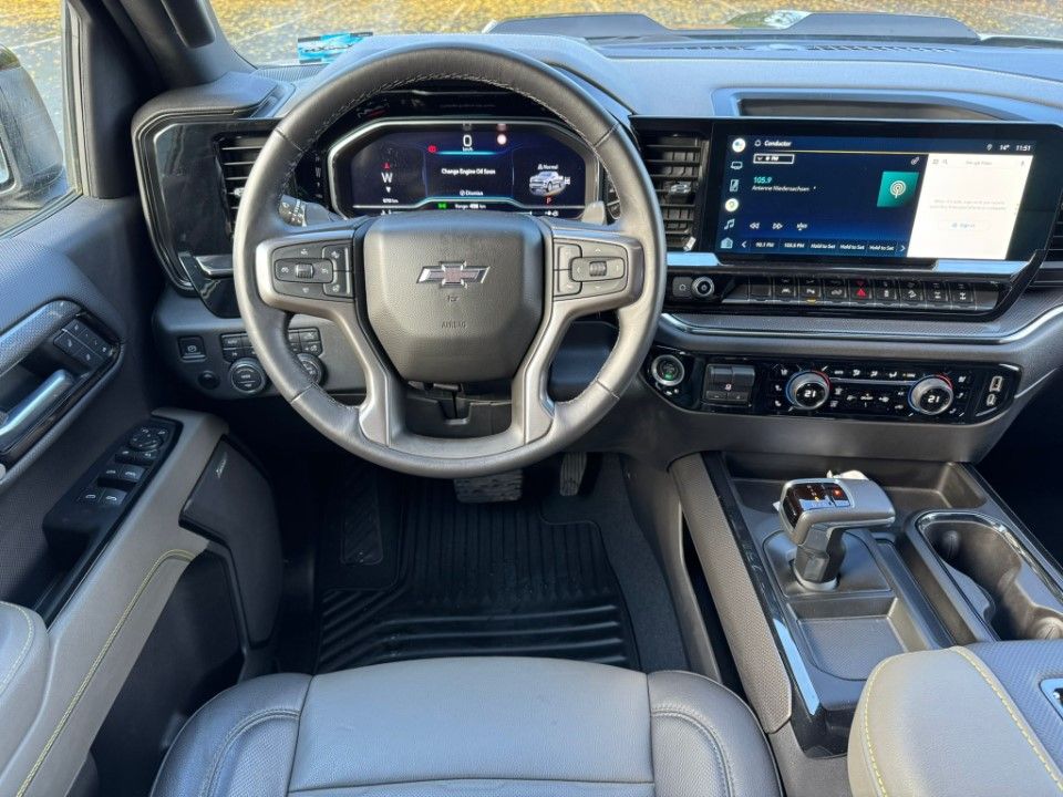 Fahrzeugabbildung Chevrolet Silverado 6.2 4x4 ZR2 1 Hand Leder Pano Mwst.