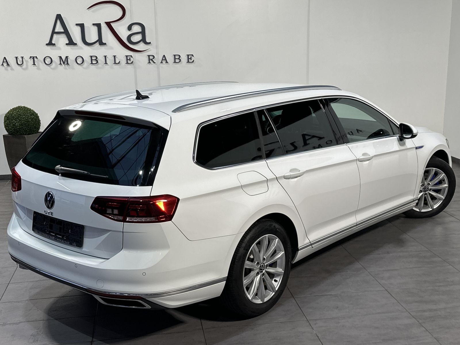 Fahrzeugabbildung Volkswagen Passat Variant DSG GTE Hybrid NAV+LED+AHK+VC+PP