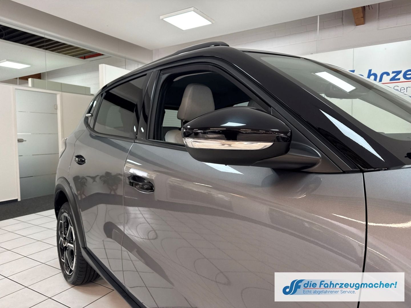 Fahrzeugabbildung Citroën C3 E 113 MAX HUD Navi Soundsystem LED Apple CarP