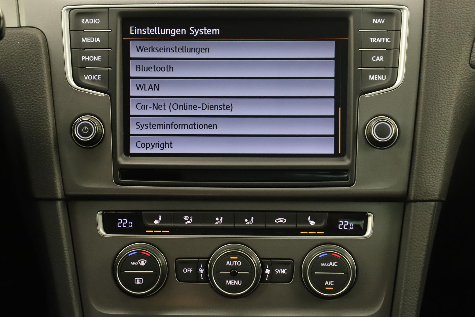 Volkswagen Golf 7 1.6 TDI 110PS Lounge BMT Pano Navi