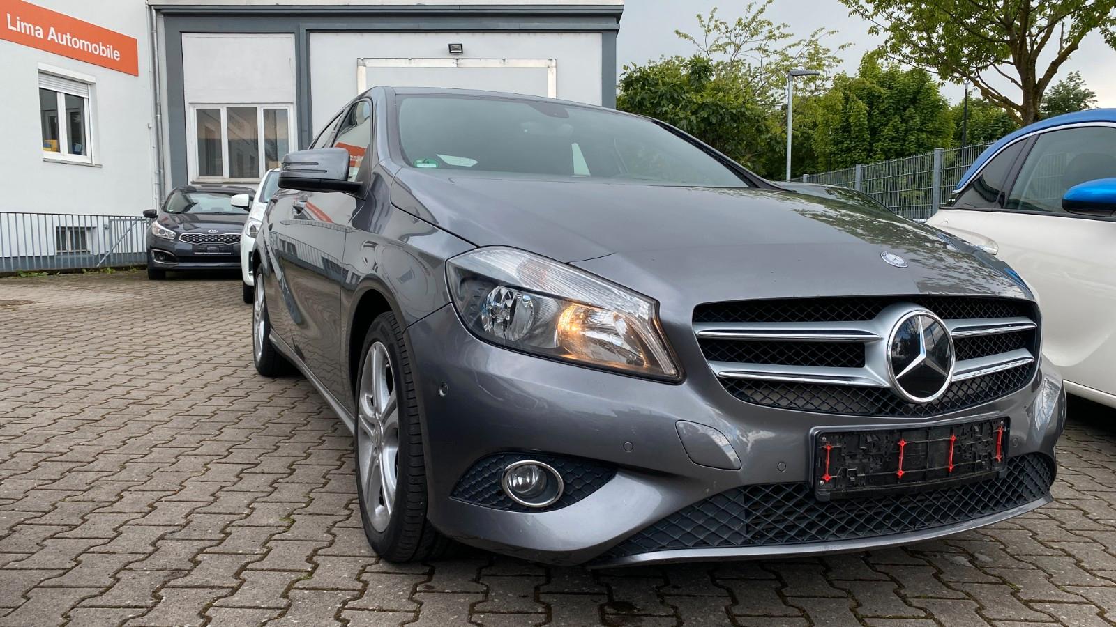 Mercedes-Benz A 200 A A 200 BlueEfficiency /2. Hand