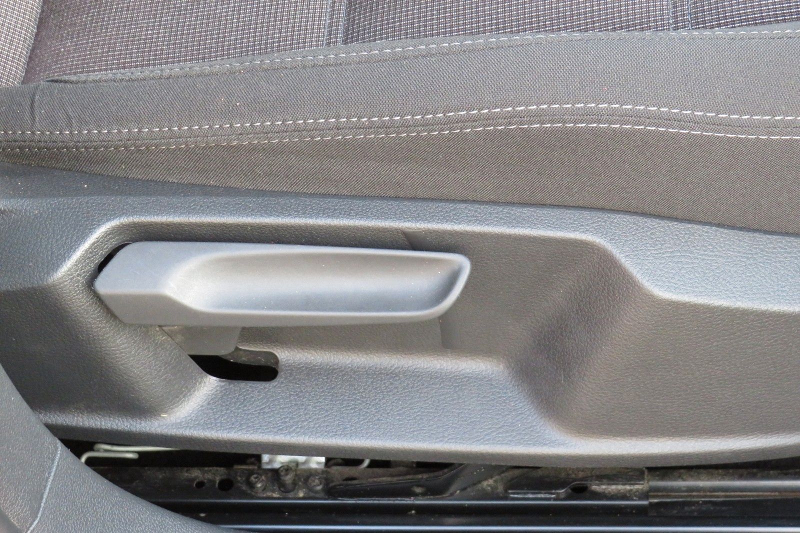 Fahrzeugabbildung Volkswagen Comfortline ACC LED KAMERA AHK NAVI APP-CONNECT